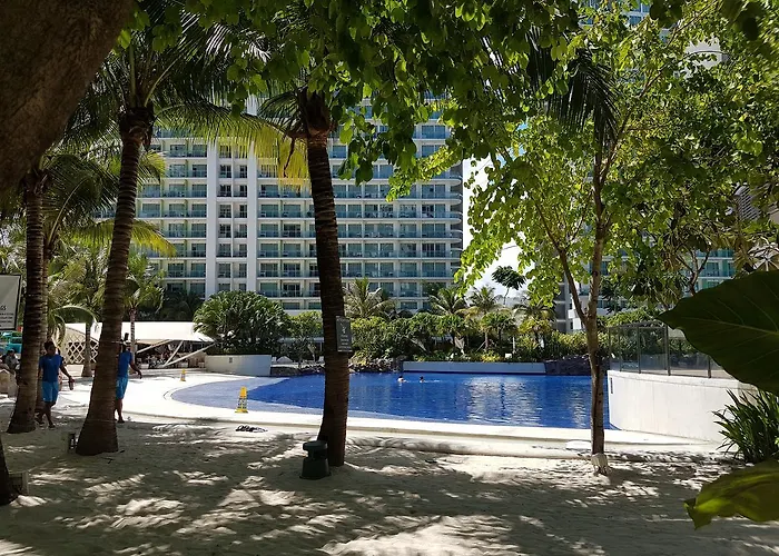 Azure Tropical Paradise Apartment Manila